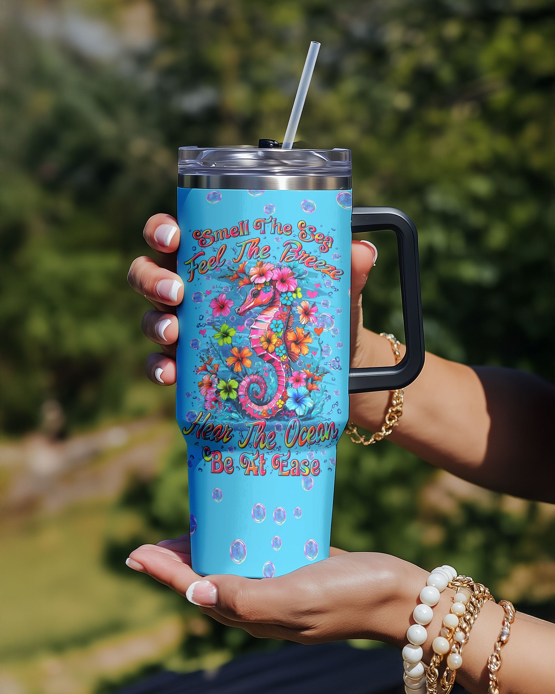 SMELL THE SEA FEEL THE BREEZE SEAHORSE TUMBLER - YHLN2309255
