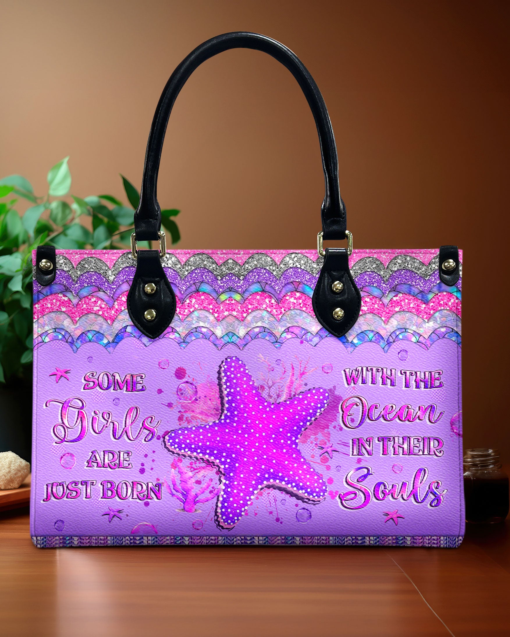 SOME GIRLS ARE JUST BORN STARFISH LEATHER HANDBAG - YHLT2106244