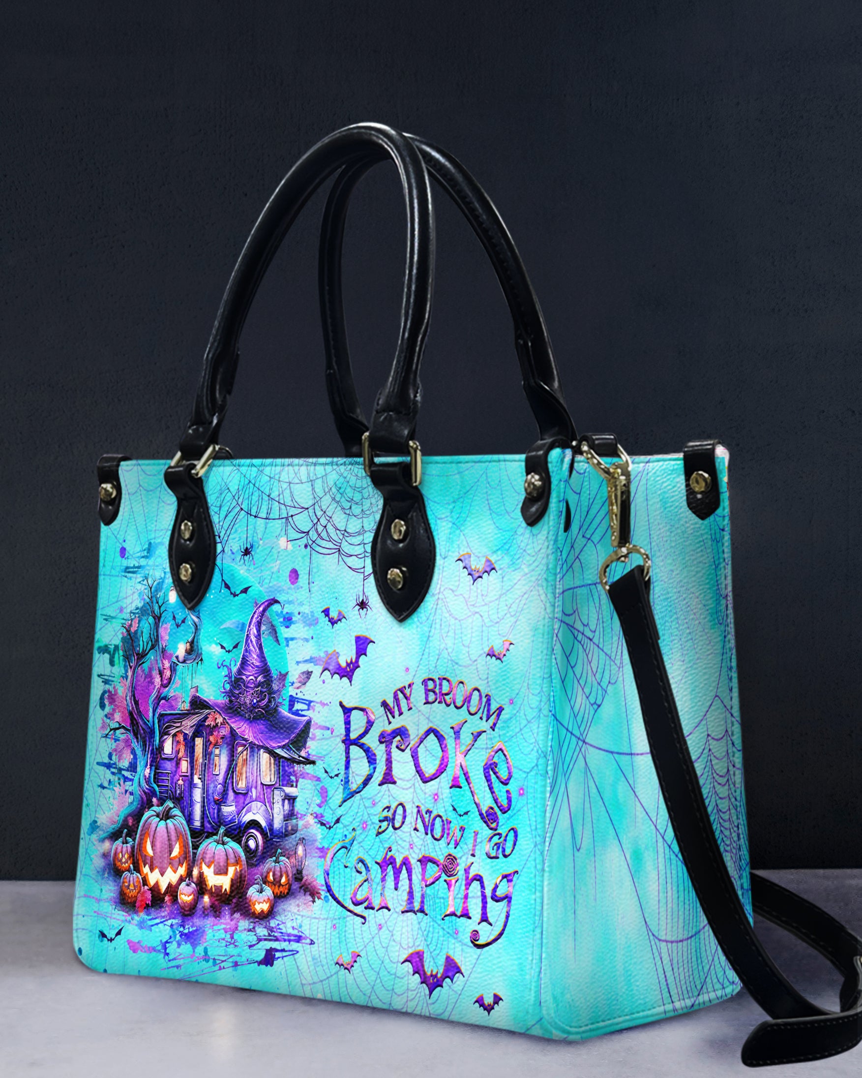 MY BROOM BROKE SO NOW HALLOWEEN LEATHER HANDBAG - YHHG2908244