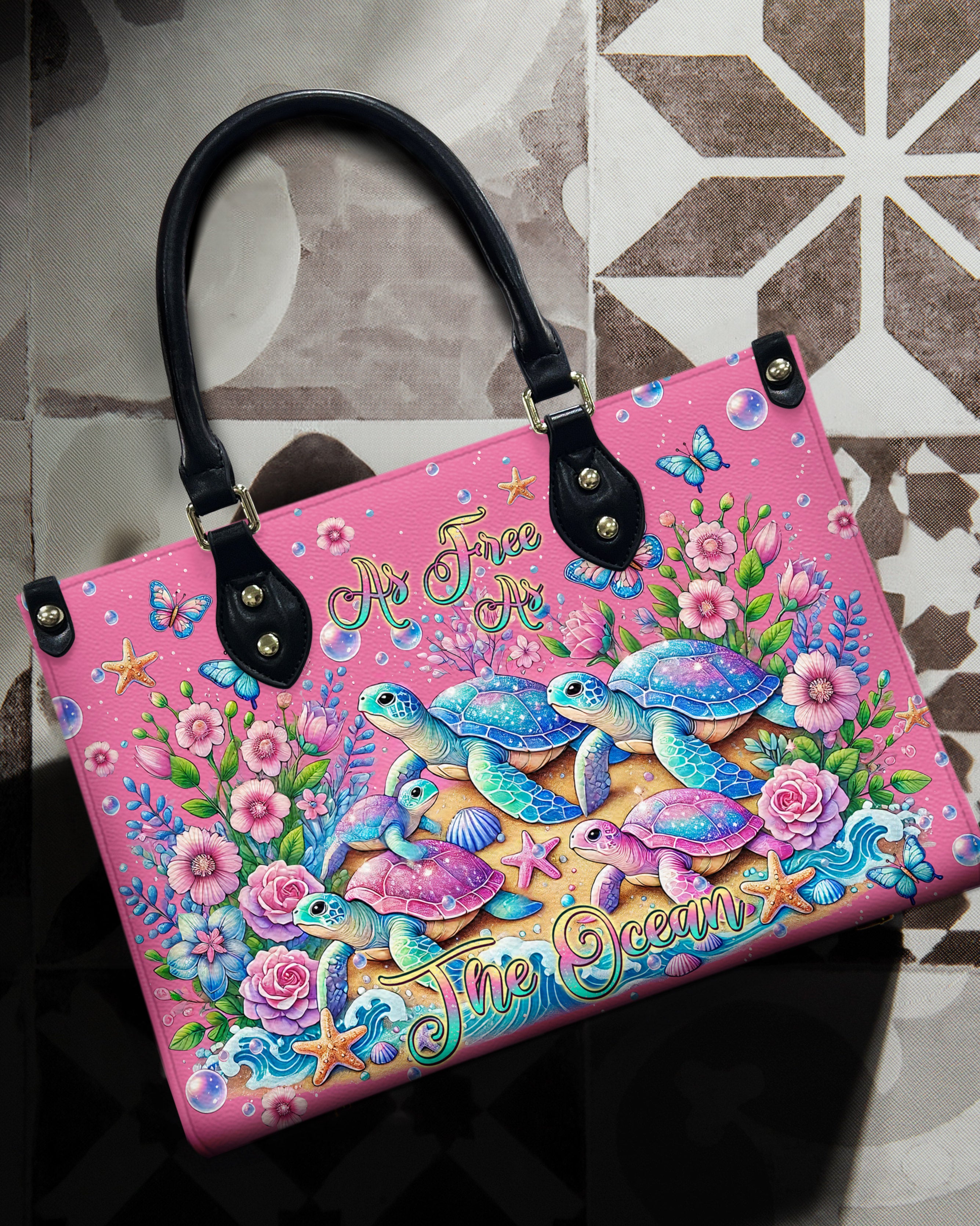 AS FREE AS THE OCEAN TURTLE LEATHER HANDBAG - TLPQ0907244