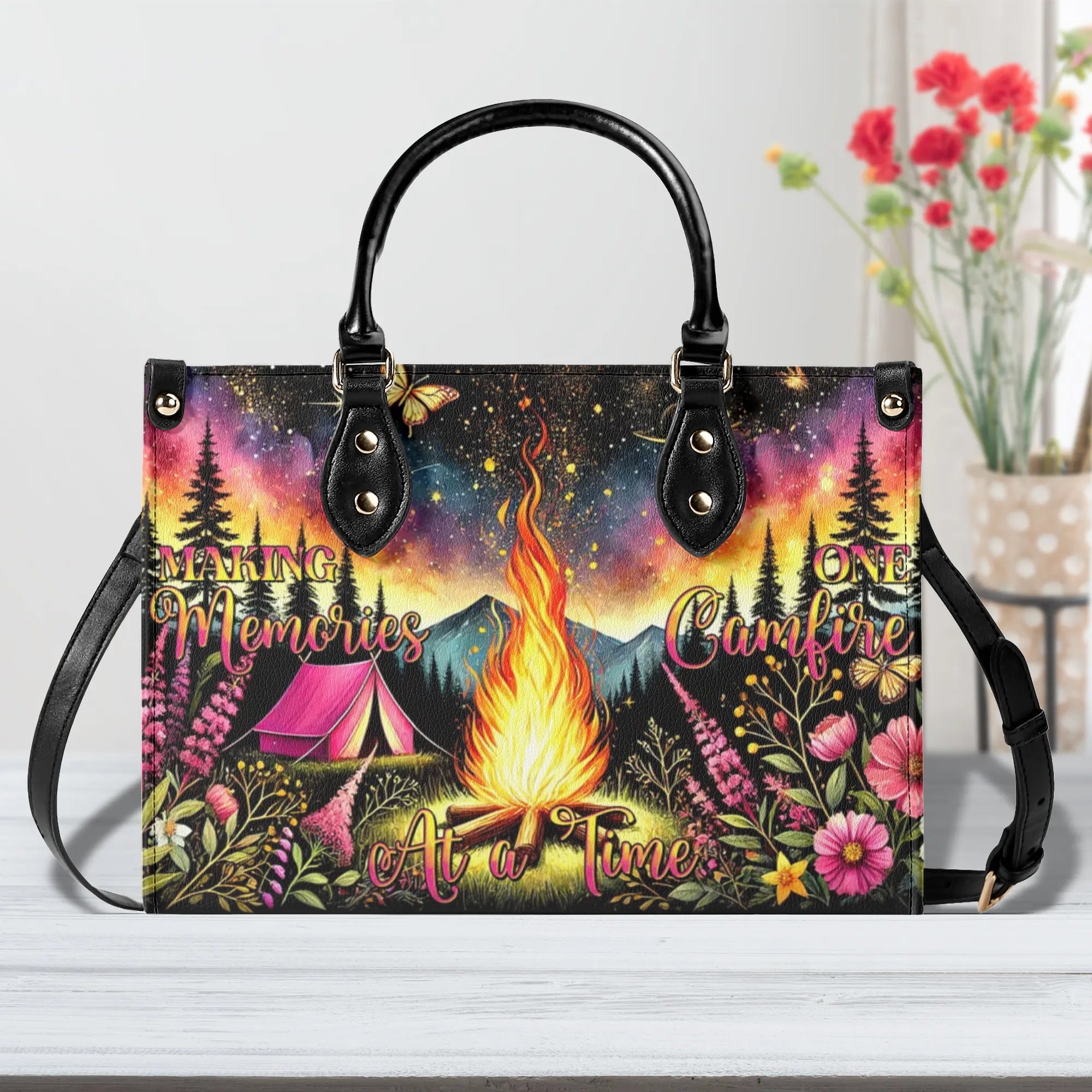 MAKING MEMORIES ONE CAMPFIRE AT A TIME LEATHER HANDBAG - TYTM0207242