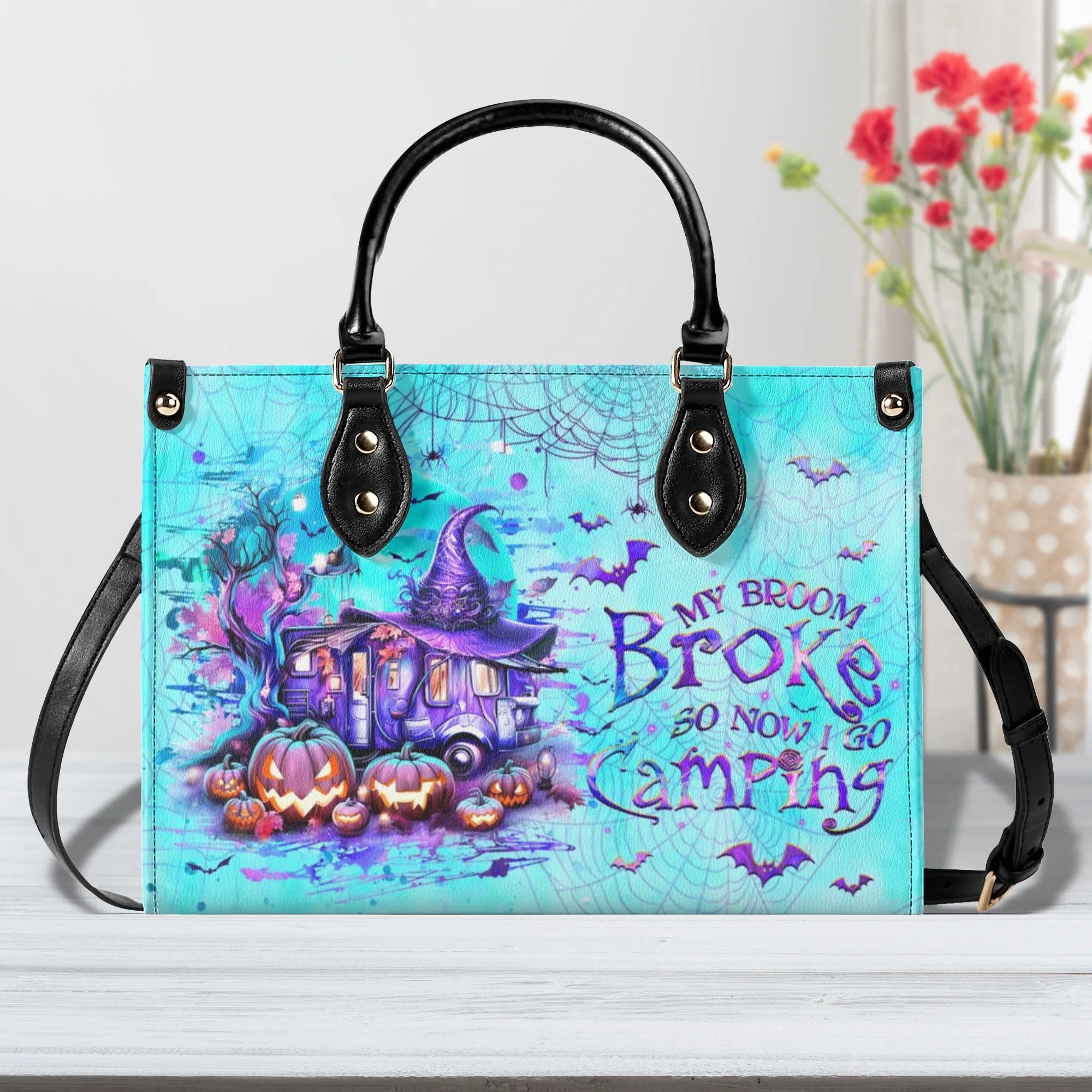 MY BROOM BROKE SO NOW HALLOWEEN LEATHER HANDBAG - YHHG2908244