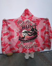 GIRLS HUNT TOO ONLY PRETTIER CAMO BLANKET HOODIE - TYTD0411241